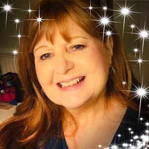 Meet your Posher, Carol